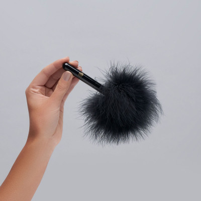 Мітелка YESforLOV CARESSING FEATHER