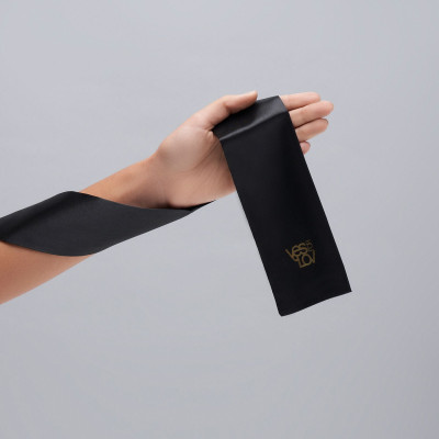 Сатинова пов'язка на очі YESforLOV BLACK SATIN BLINDFOLD (м'яте паковання!!!)
