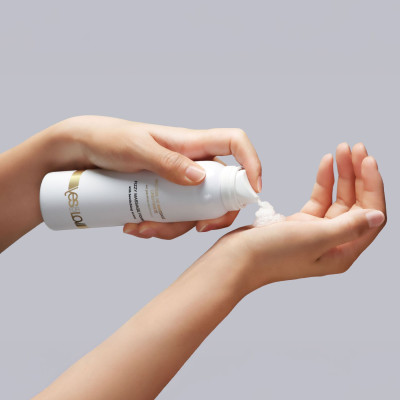 Масажна піна YESforLOV FIZZY MASSAGE FOAM with bewitching scent 150 мл