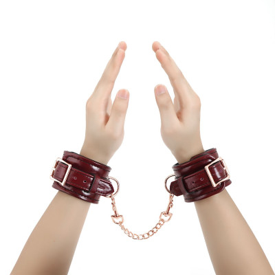 Наручники Liebe Seele Wine Red wirst Cuffs (м'ята упаковка!!!)