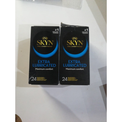 Безлатексні преміум-презервативи SKYN Extra Lubricated 24 шт (м'яте паковання!!!)